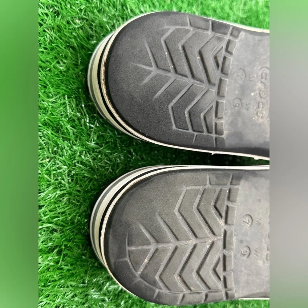 Unisex Crocs‎ platform Size M-7 W-9